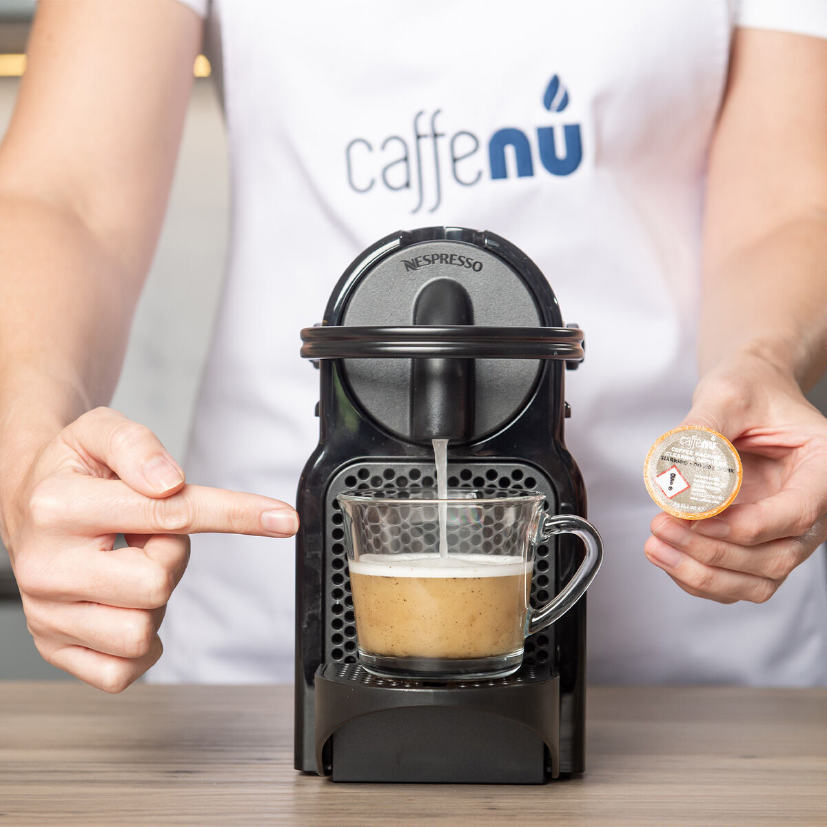 Kit\u0020de\u0020cur\u0103\u021Bare\u0020pentru\u0020Nespresso\u00AE\u0020\u002D\u0020Caffenu